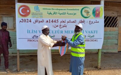 Distribution des paniers alimentaires dans le camp de réfugiés de Garoua Boulai, à l’est du Cameroun